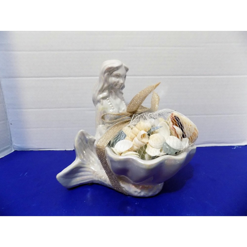 NEW Mermaid Figurin GC Home Decor Seashells Holder Coastal Nautical Decor